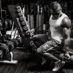 Allenamento in palestra e l'uso delle proteine