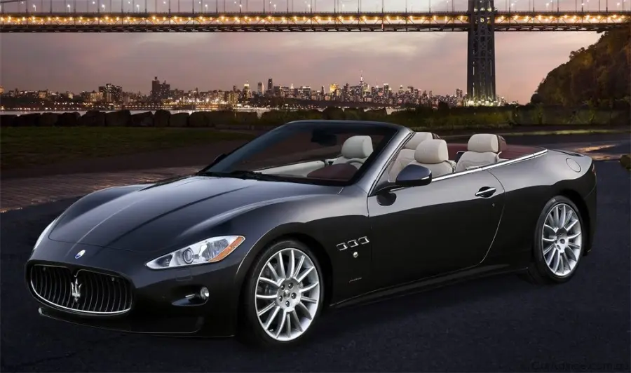 Servizio efficiente di noleggio a lungo termine per auto di lusso